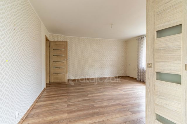 dom wolnostojący, 6 pokoi Rumia. Zdjęcie 3