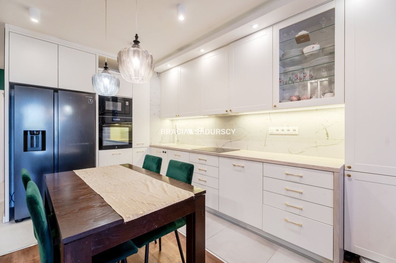 Mieszkanie 3-pokojowe Kraków Dębniki, ul. dr. Jana Piltza. Zdjęcie 9