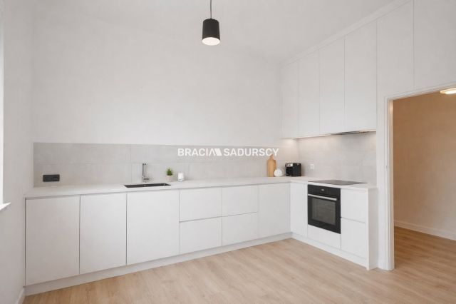 Mieszkanie 2-pokojowe Kraków, ul. Szymona Czechowicza. Zdjęcie 4