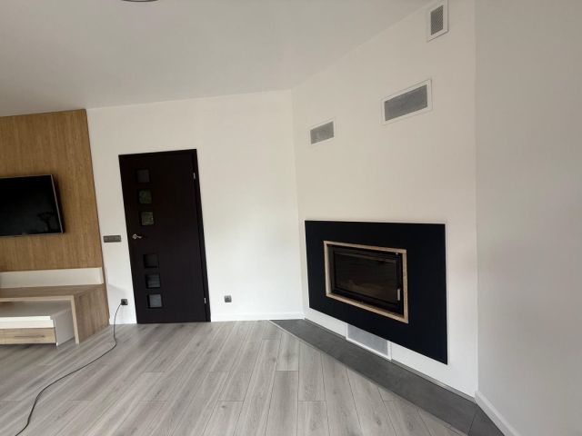 dom wolnostojący, 5 pokoi Świebodzice. Zdjęcie 2