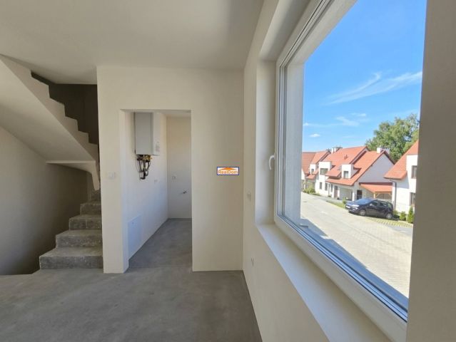 dom szeregowy, 4 pokoje Ochojno. Zdjęcie 7