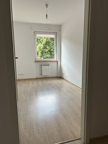 Mieszkanie 3-pokojowe Międzychód, ul. Gorzycka. Zdjęcie 1