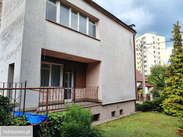 dom wolnostojący, 5 pokoi Zielona Góra Centrum, ul. św. Kingi. Zdjęcie 1