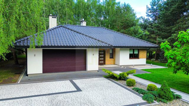 dom wolnostojący, 6 pokoi Radonie. Zdjęcie 37
