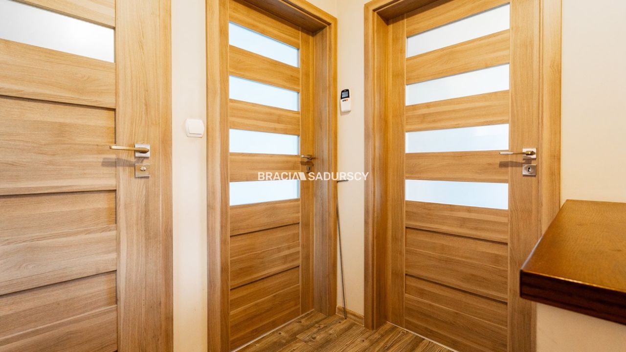 dom szeregowy, 4 pokoje Bibice, ul. Leśna. Zdjęcie 32