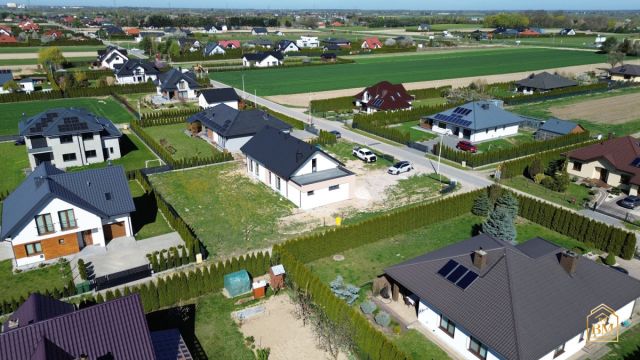 dom wolnostojący, 4 pokoje Turowola-Kolonia. Zdjęcie 1