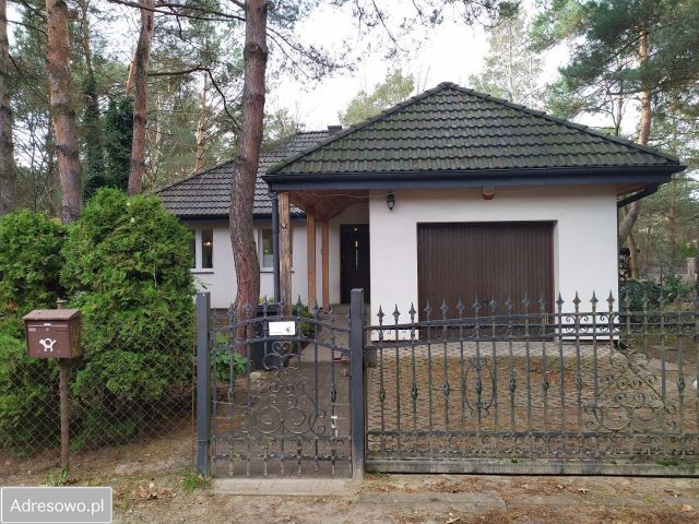 dom, 6 pokoi Józefów, ul. Dworska. Zdjęcie 1