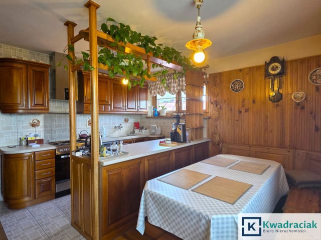 dom wolnostojący, 7 pokoi Besko. Zdjęcie 15