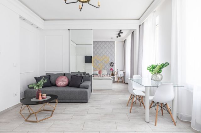 Mieszkanie 2-pokojowe Warszawa Wola, ul. Chmielna. Zdjęcie 2