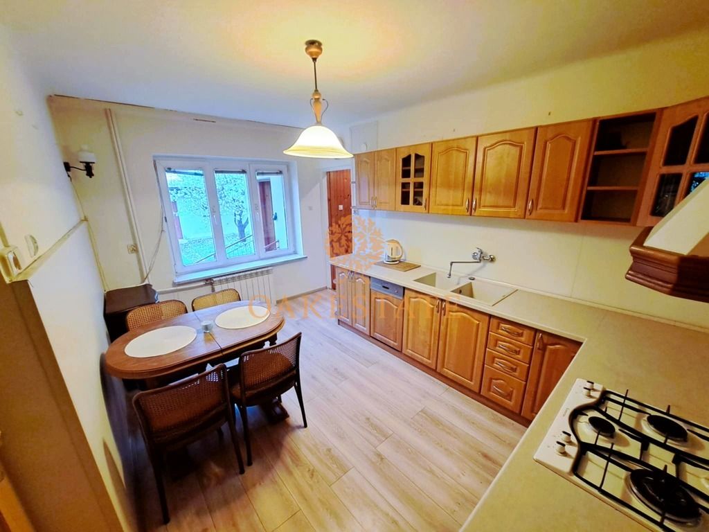 dom wolnostojący, 3 pokoje Jędrzejów. Zdjęcie 2