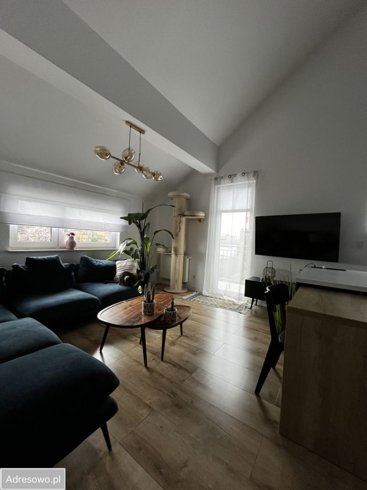 Mieszkanie 5-pokojowe Chorzów Stary Chorzów, ul. 17 Sierpnia. Zdjęcie 1