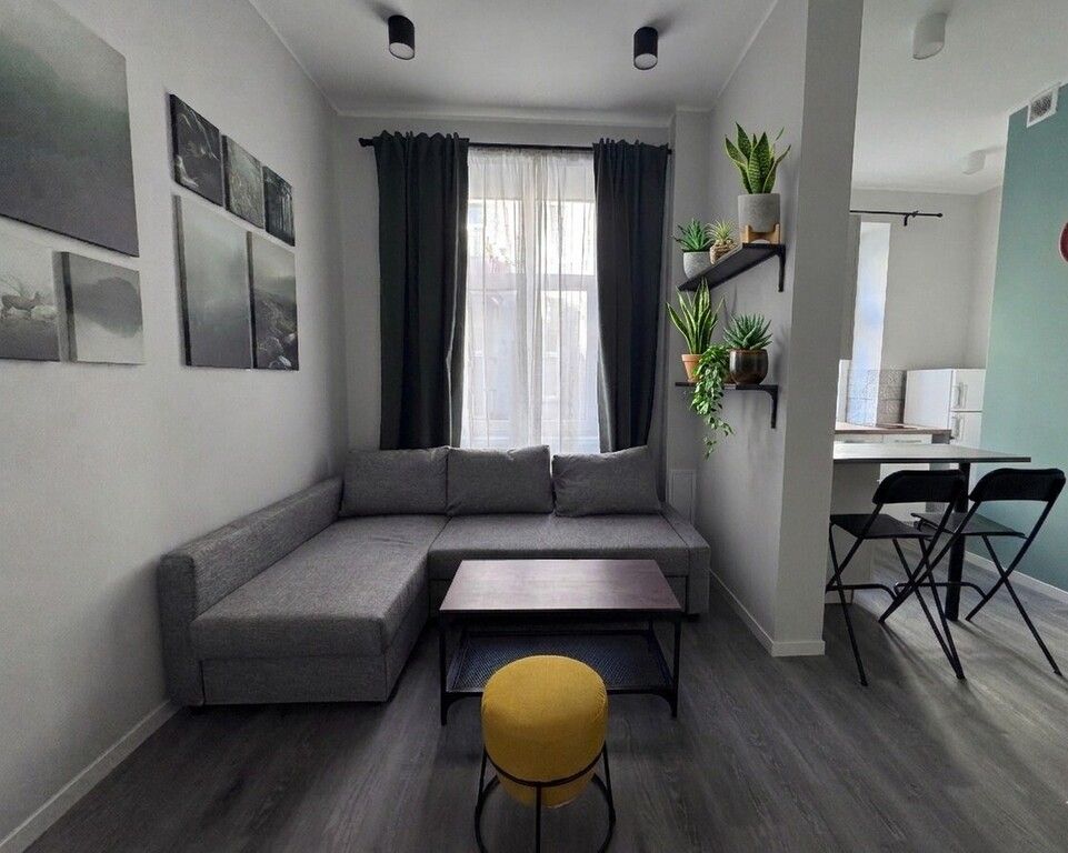 Mieszkanie 1-pokojowe Łódź, al. 1 Maja. Zdjęcie 1