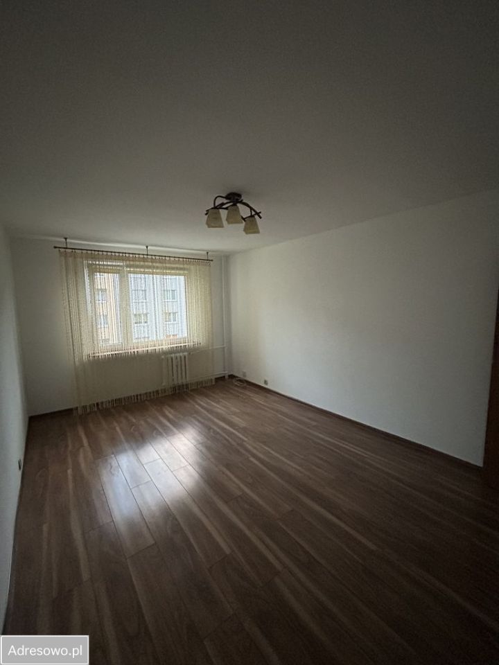 Mieszkanie 3-pokojowe Jarocin, os. Osiedle Konstytucji 3 Maja. Zdjęcie 3