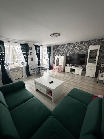 Mieszkanie 3-pokojowe Kamienna Góra. Zdjęcie 1