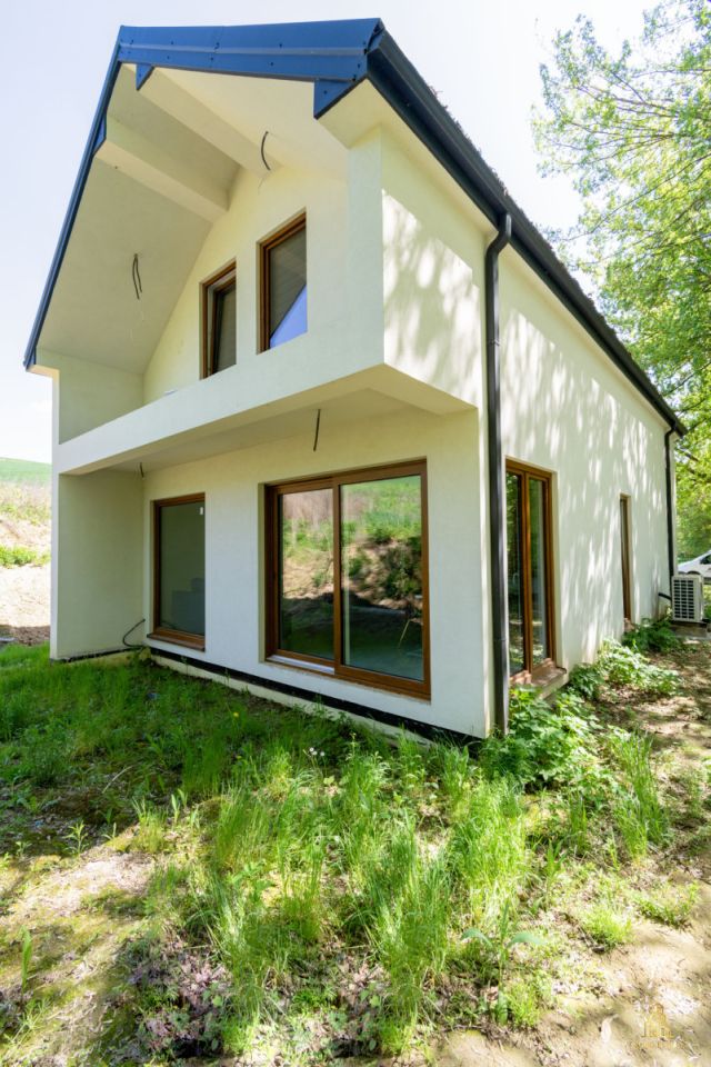 dom wolnostojący, 5 pokoi Grzegorzowice Wielkie. Zdjęcie 4