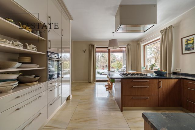 dom wolnostojący, 5 pokoi Parcela-Obory. Zdjęcie 3