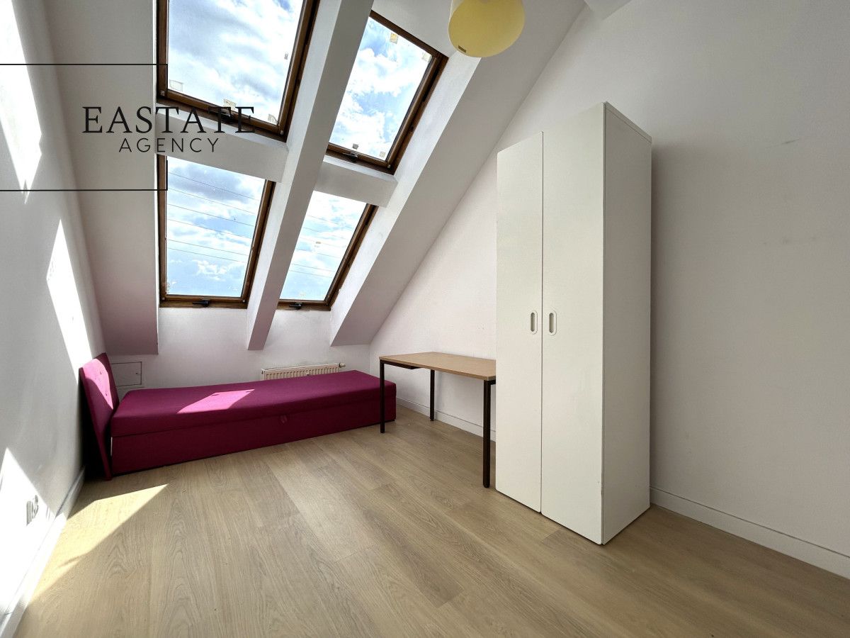 Mieszkanie 4-pokojowe Warszawa Praga, ul. kard. Aleksandra Kakowskiego. Zdjęcie 2