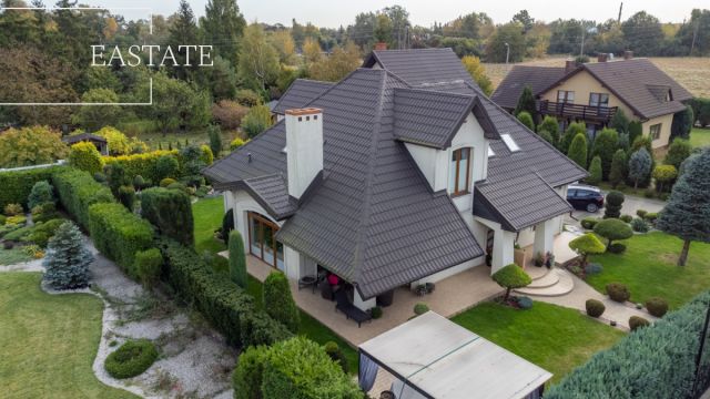 dom wolnostojący, 5 pokoi Błonie, ul. Kwiatowa. Zdjęcie 1