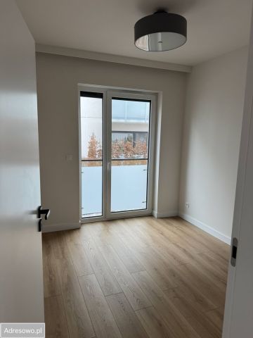 Mieszkanie 3-pokojowe Jarocin. Zdjęcie 1