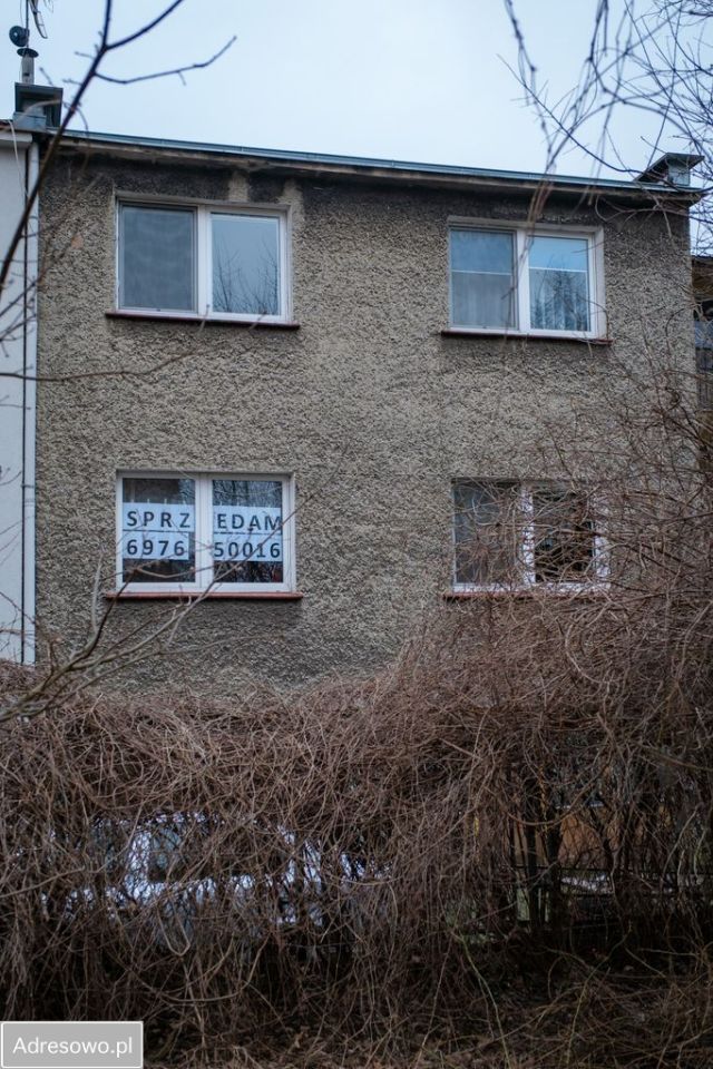 dom szeregowy, 5 pokoi Legnica, ul. Nadbrzeżna. Zdjęcie 2