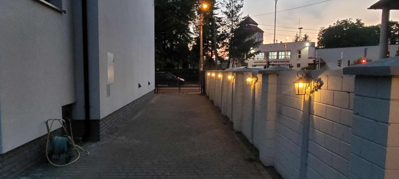 dom wolnostojący, 20 pokoi Piastów, al. Krakowska. Zdjęcie 5