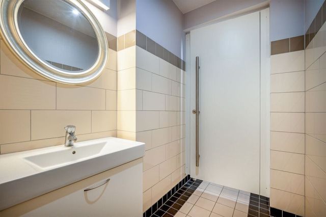 Lokal Łódź Księży Młyn, ul. Tylna. Zdjęcie 10