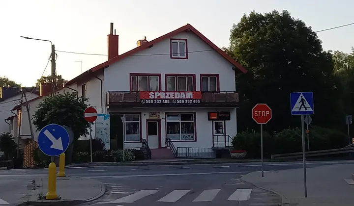 dom wolnostojący, 6 pokoi Dzierzgoń, ul. Krzywa