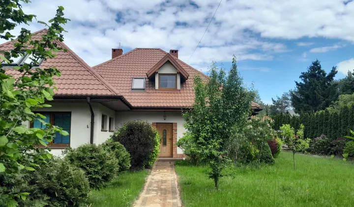 dom wolnostojący, 8 pokoi Zalesie Górne Domanka, ul. Graniczna