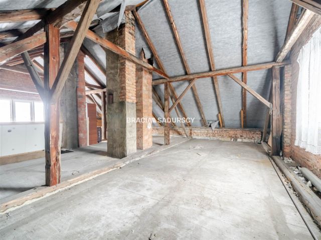 dom wolnostojący, 4 pokoje Pietrzejowice. Zdjęcie 23