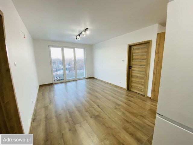 Mieszkanie 3-pokojowe Chorzów Stary Chorzów, ul. ks. Ludwika Bojarskiego. Zdjęcie 1