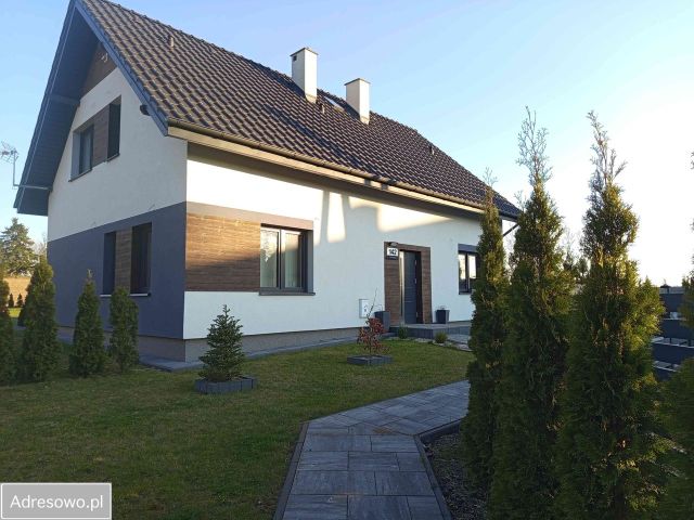 dom wolnostojący, 6 pokoi Trzemiętowo, ul. Wodna. Zdjęcie 1