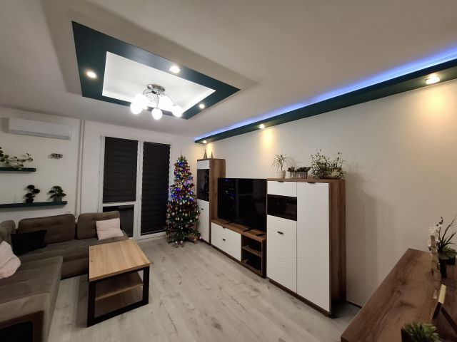 Mieszkanie 2-pokojowe Myszków Mijaczów, ul. Aleja Wolności. Zdjęcie 1