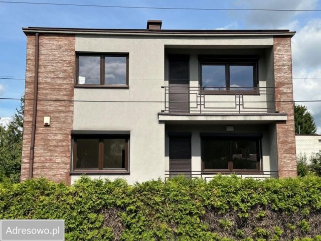 dom wolnostojący, 5 pokoi Zgierz, ul. Orla. Zdjęcie 1