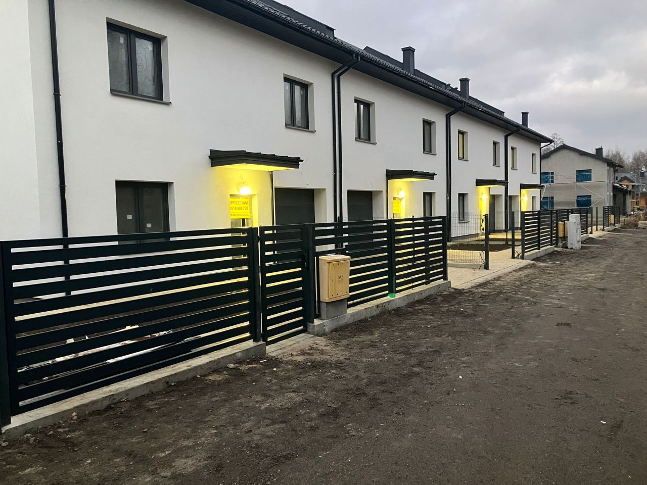 dom szeregowy, 4 pokoje Zielonka Zosinek, ul. Ossowska