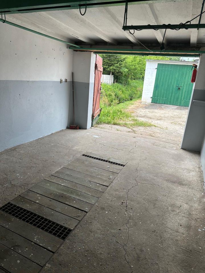 Garaż/miejsce parkingowe Turek, ul. Uniejowska. Zdjęcie 2