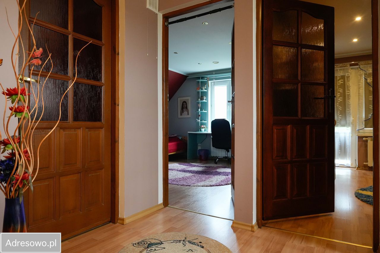 dom wolnostojący, 4 pokoje Sobolewo. Zdjęcie 6