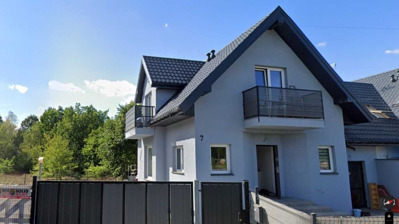 bliźniak, 6 pokoi Zakręt, ul. Długa. Zdjęcie 1