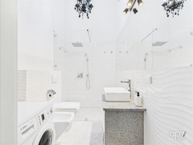 Mieszkanie 3-pokojowe Kraków Śródmieście, ul. marsz. Józefa Piłsudskiego. Zdjęcie 8