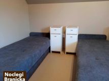 dom wolnostojący, 6 pokoi Kraków Nowa Huta, ul. Branicka. Zdjęcie 1