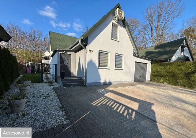 dom wolnostojący, 4 pokoje Lubasz, ul. Biwakowa. Zdjęcie 1