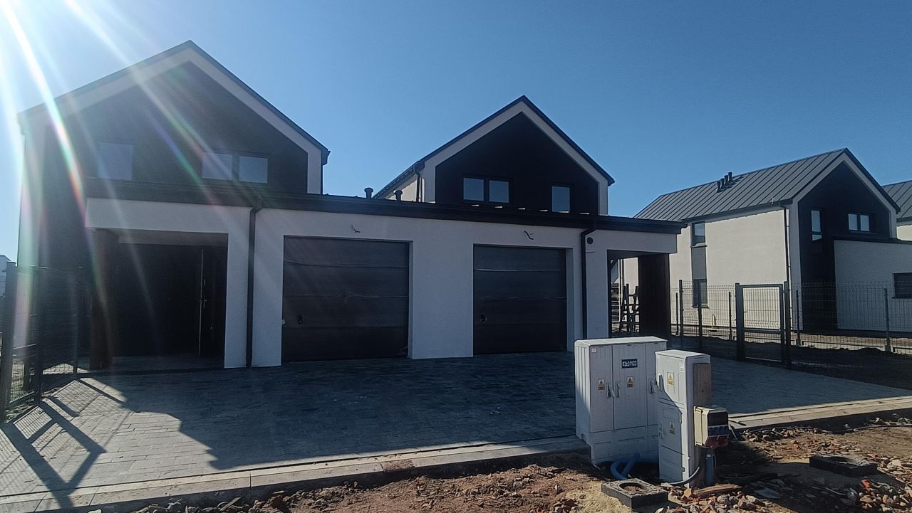 dom wolnostojący, 5 pokoi Falenty Nowe, ul. Falencka. Zdjęcie 2