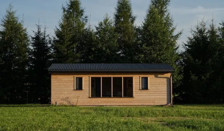 dom wolnostojący, 2 pokoje Buda Ruska