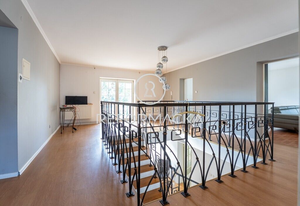 dom wolnostojący, 9 pokoi Rzeszów, ul. kard. Karola Wojtyły. Zdjęcie 8