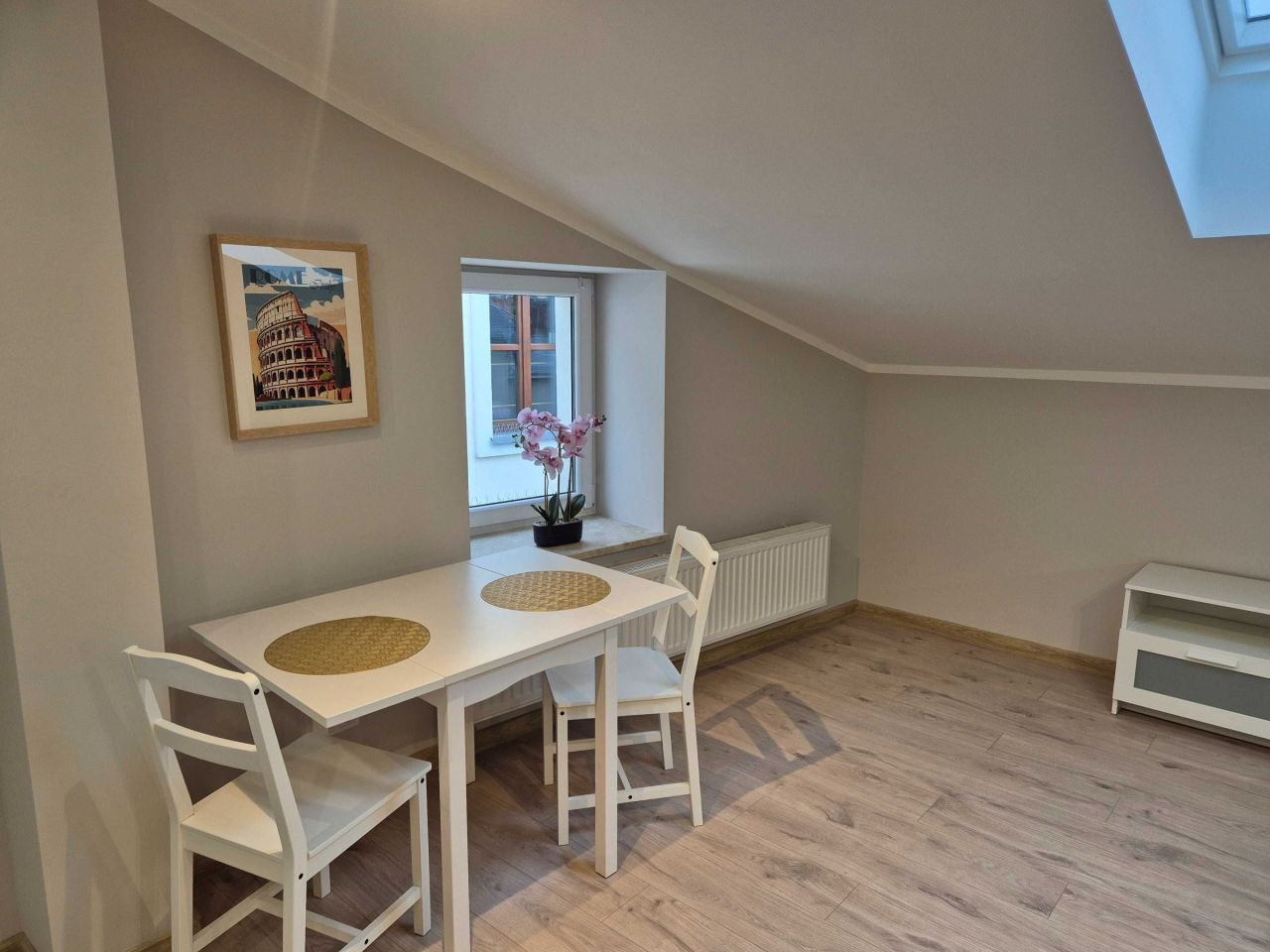 Mieszkanie 1-pokojowe Mikołów Centrum, rynek Rynek. Zdjęcie 5