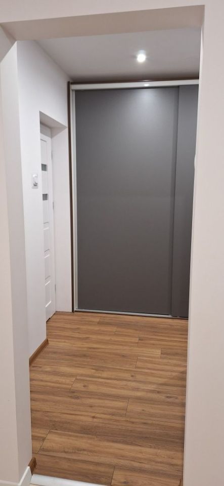 Mieszkanie 1-pokojowe Sługocice. Zdjęcie 5