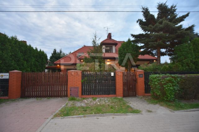 dom wolnostojący, 4 pokoje Warszawa Białołęka. Zdjęcie 1