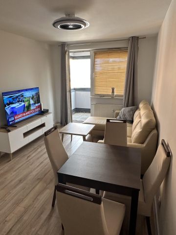 Mieszkanie 2-pokojowe Gdańsk Przymorze, ul. Obrońców Wybrzeża. Zdjęcie 1