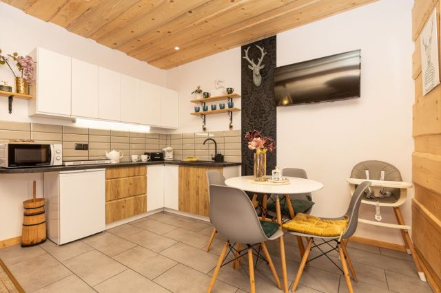 dom wolnostojący, 2 pokoje Chochołów. Zdjęcie 8