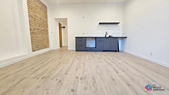 Mieszkanie 2-pokojowe Częstochowa Trzech Wieszczów, ul. Hoene-Wrońskiego. Zdjęcie 4