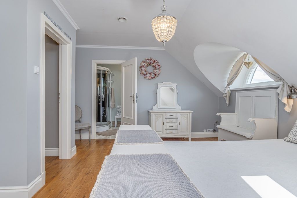 dworek, 6 pokoi Leszno, ul. Leśna. Zdjęcie 9